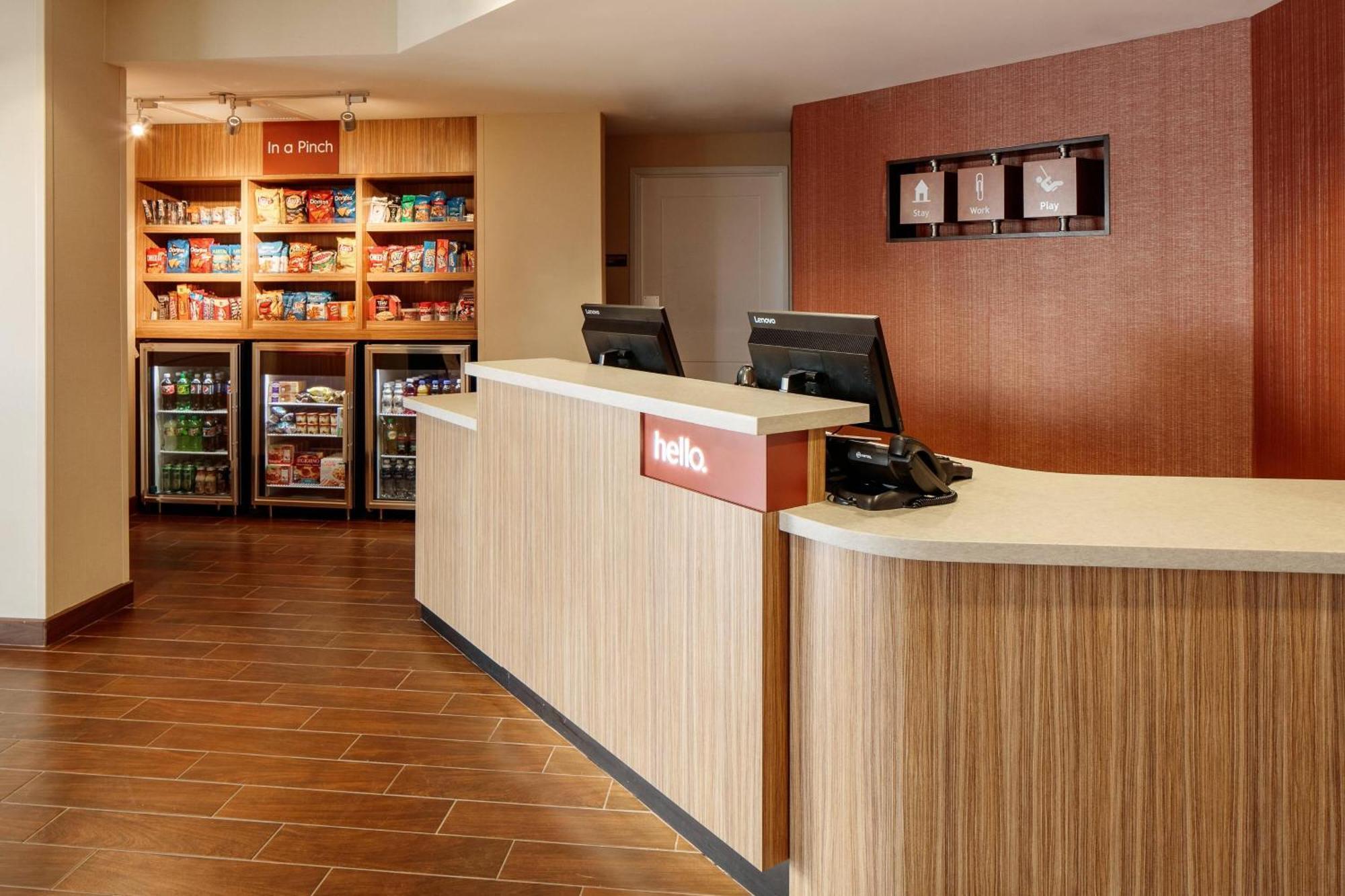 Towneplace Suites By Marriott Kansas City Airport Eksteriør billede