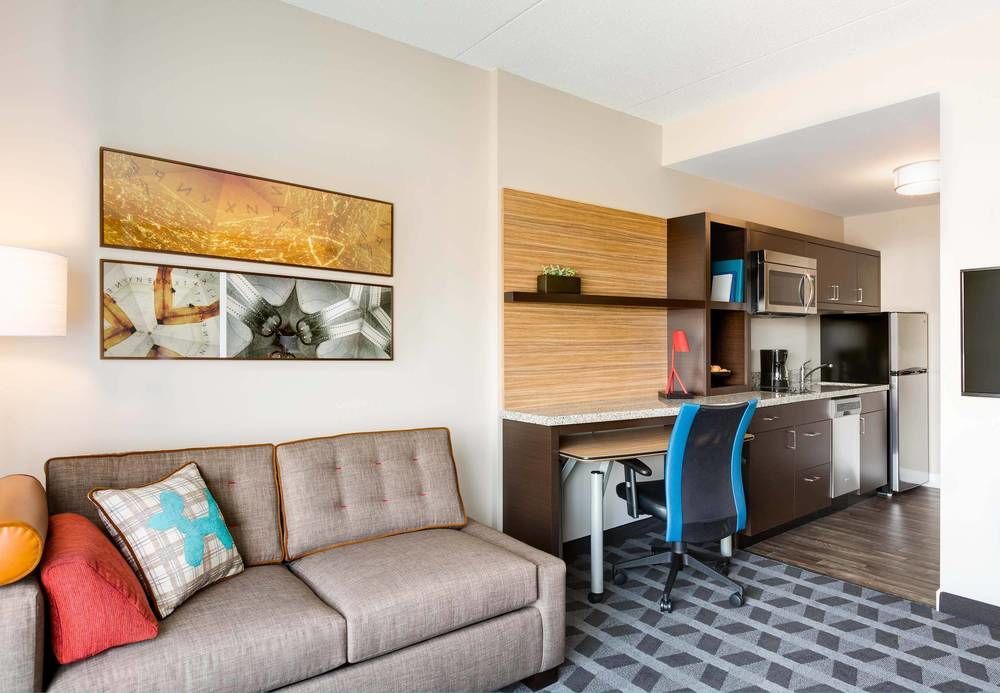 Towneplace Suites By Marriott Kansas City Airport Eksteriør billede
